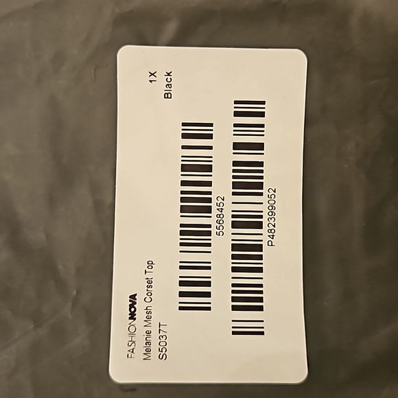 2 Black Fashion Nova Tops NWT 1X - Picture 3 of 4